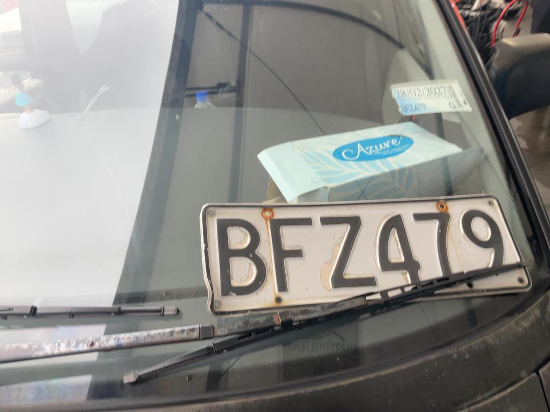 Photo '12' of Toyota Lucida Estima