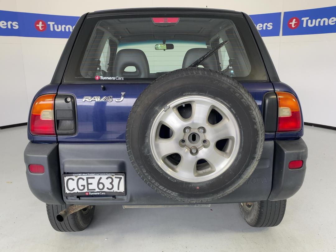 Photo '6' of Toyota Rav4