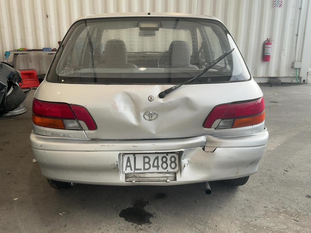 Photo '8' of Toyota Starlet Photo '8' of Toyota Starlet