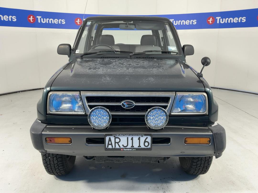 Photo '2' of Daihatsu Rocky