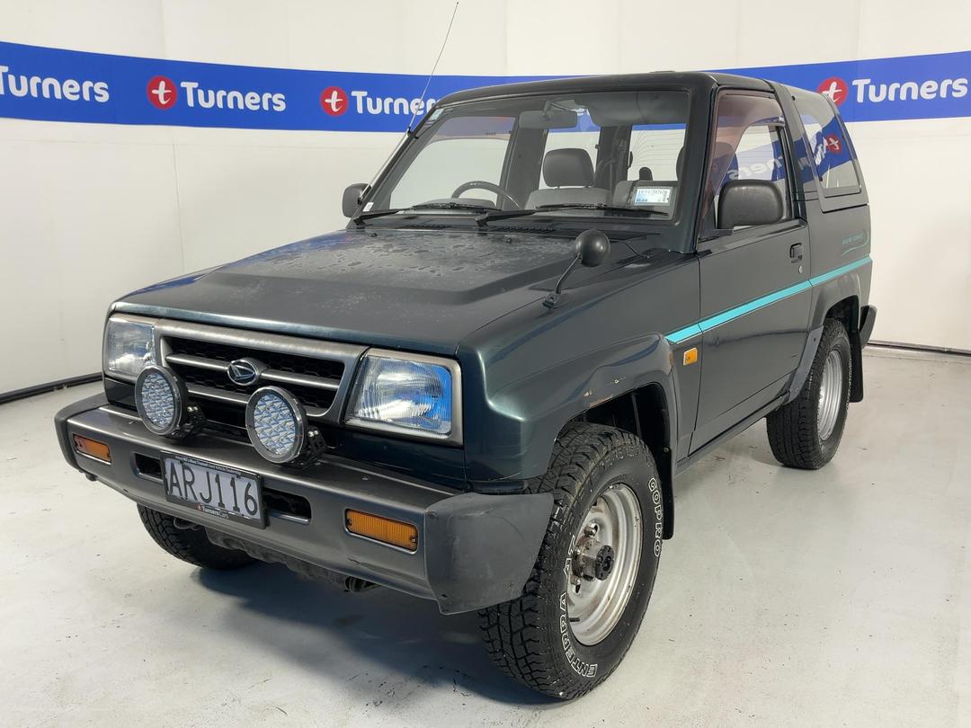 Photo '4' of Daihatsu Rocky