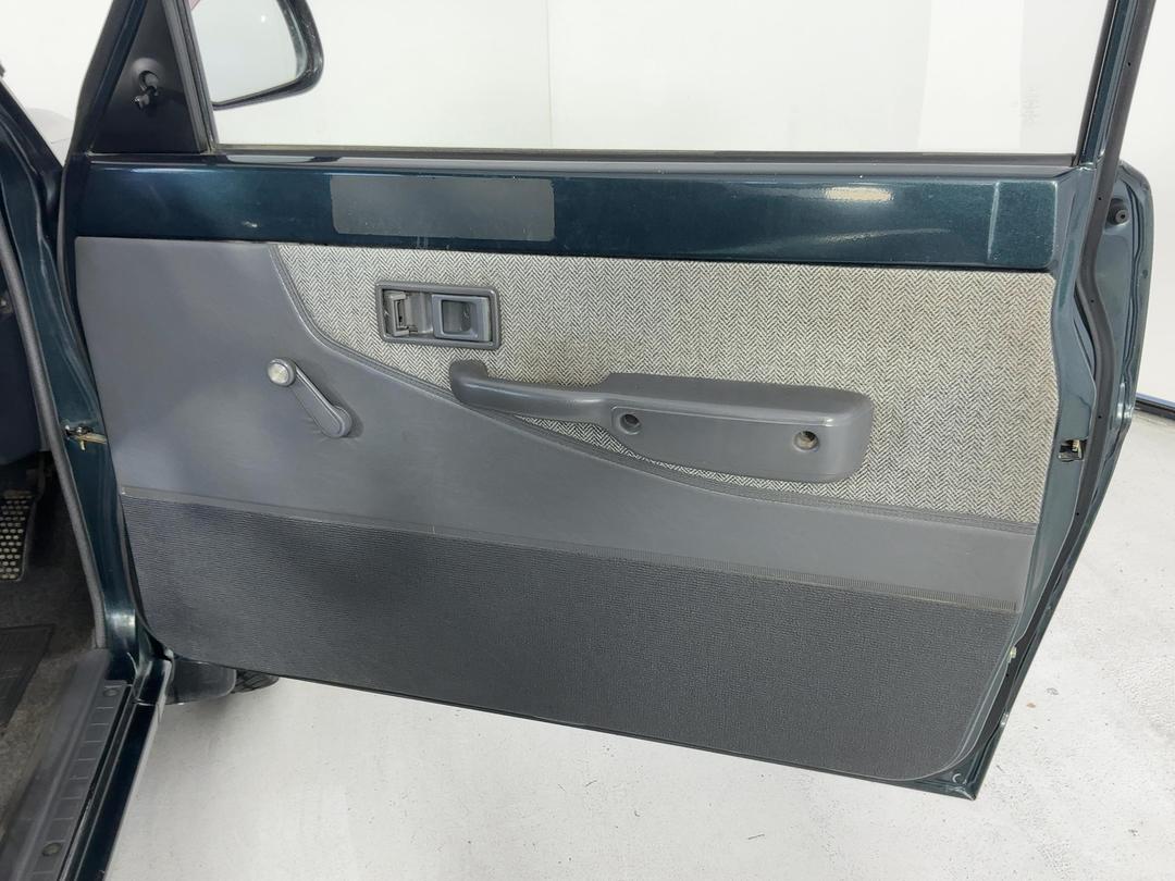 Photo '15' of Daihatsu Rocky