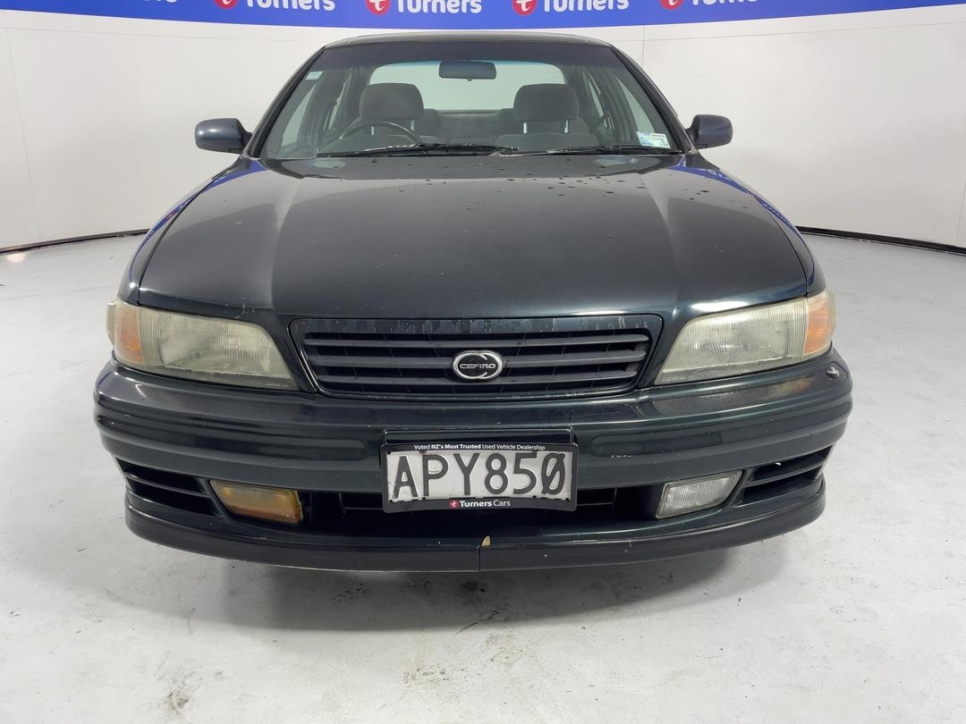 Photo '2' of Nissan Cefiro