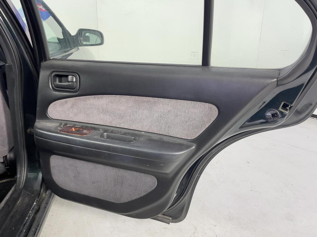 Photo '19' of Nissan Cefiro