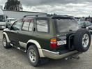 Thumbnail '4' of Nissan Terrano
