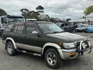 Thumbnail '8' of Nissan Terrano