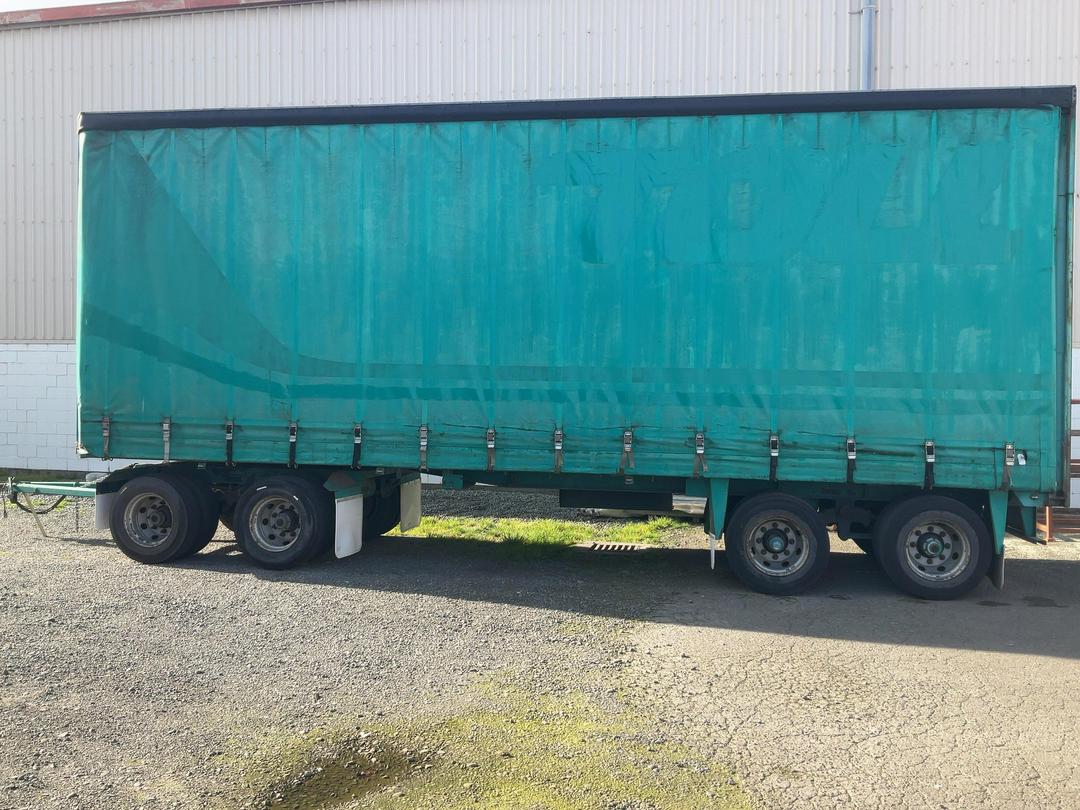 Photo '7' of Roadmaster FG 4A-8.7 Curtainsider Full