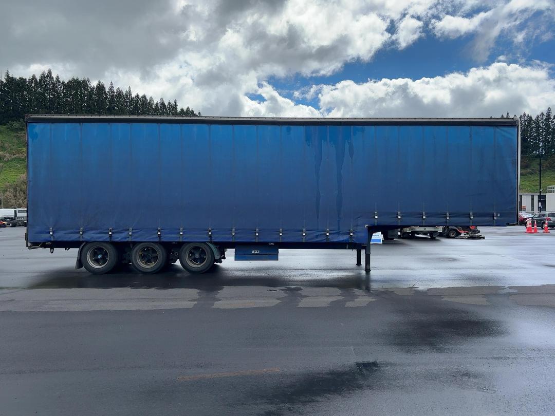 Photo '3' of STEELBRO SB5456 Curtainsider Semi