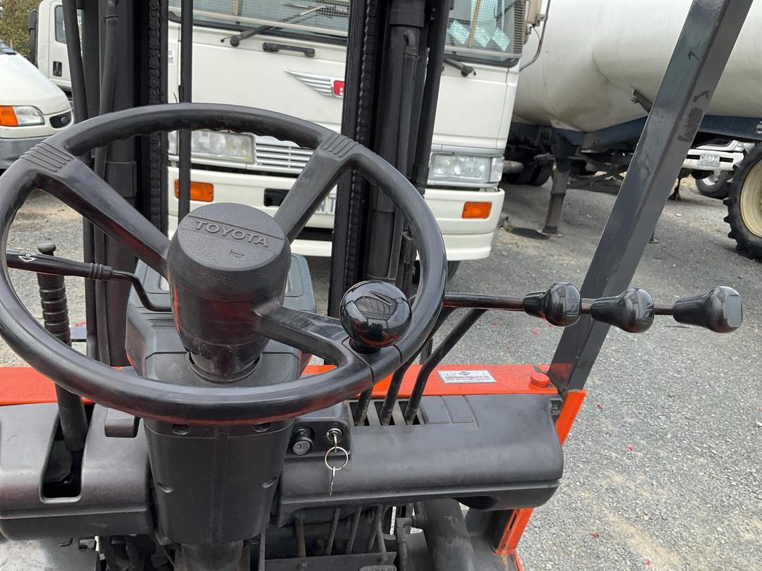 Photo '10' of Toyota 5FB18 Forklift