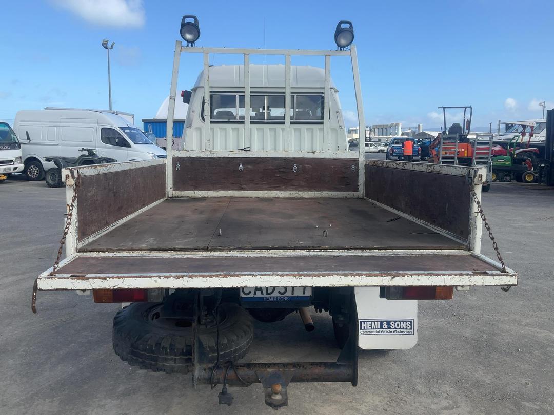 Photo '6' of Toyota Dyna 200 Double Cab - Flat Deck