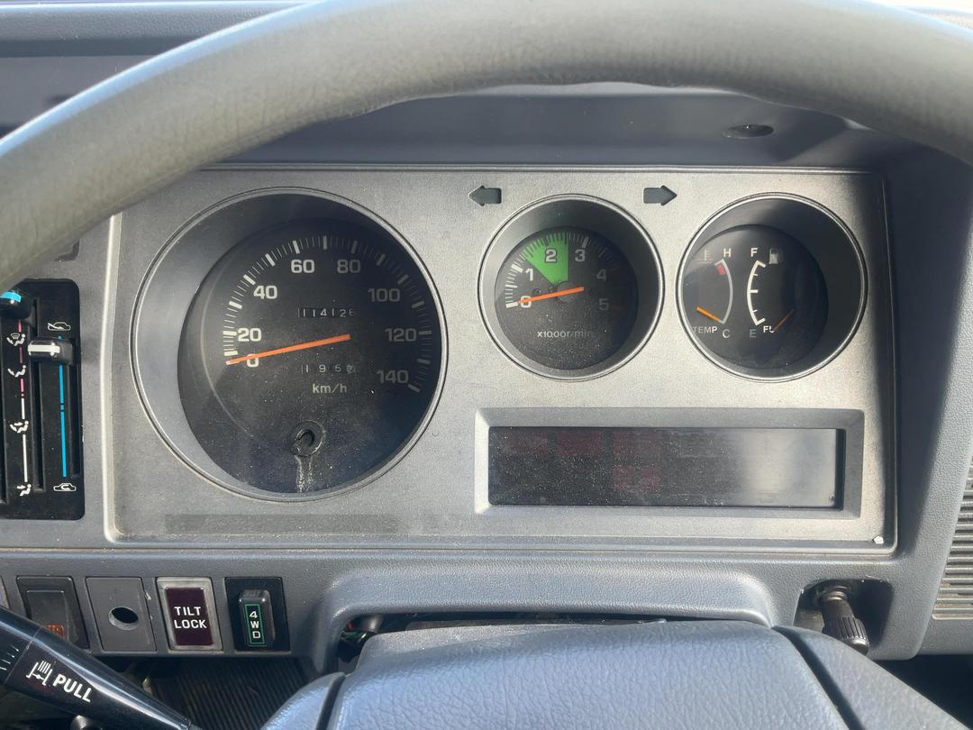 Photo '20' of Toyota Dyna 200 Double Cab - Flat Deck