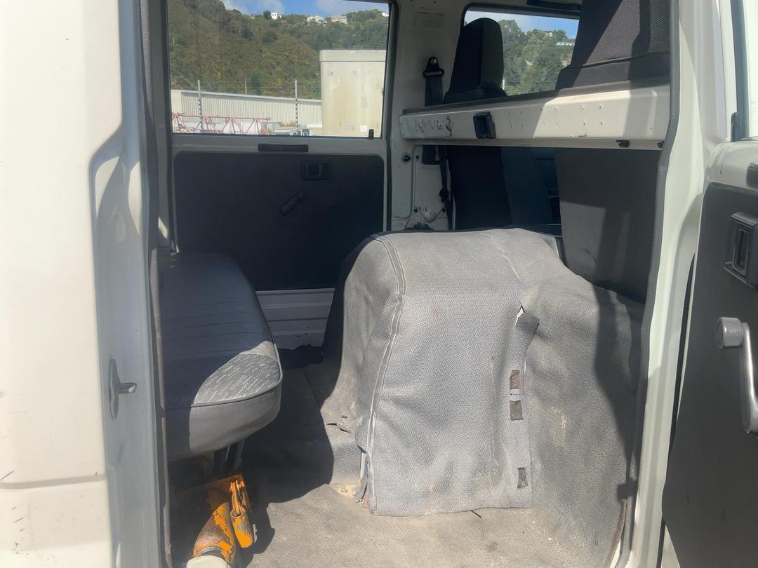 Photo '22' of Toyota Dyna 200 Double Cab - Flat Deck