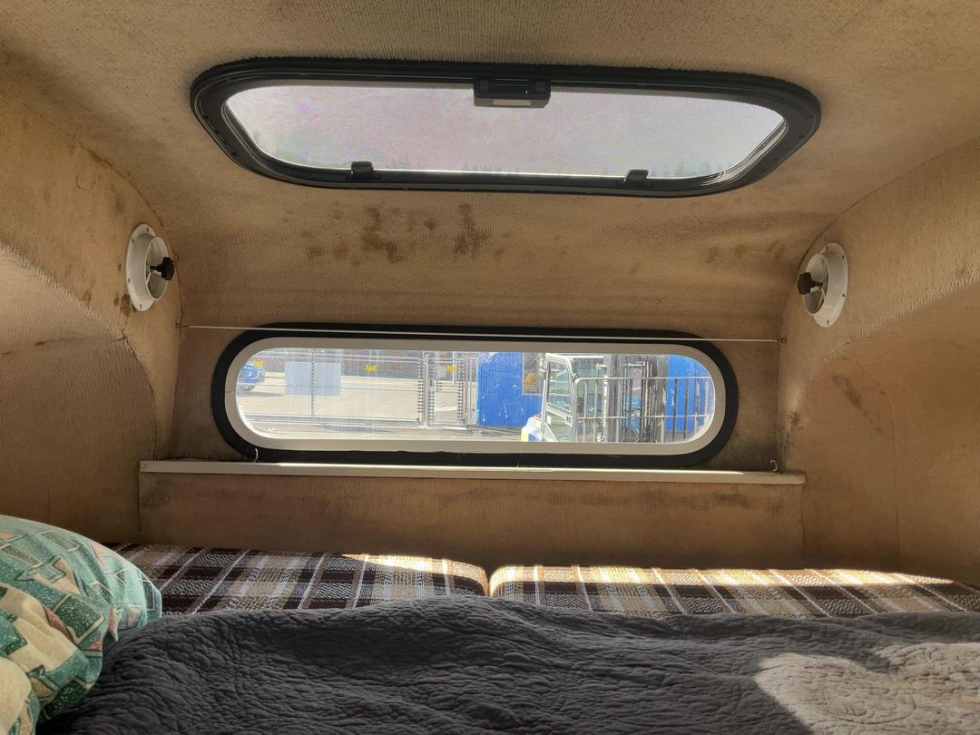 Photo '30' of Toyota Dyna YY201 Motorhome Photo '30' of Toyota Dyna YY201 Motorhome