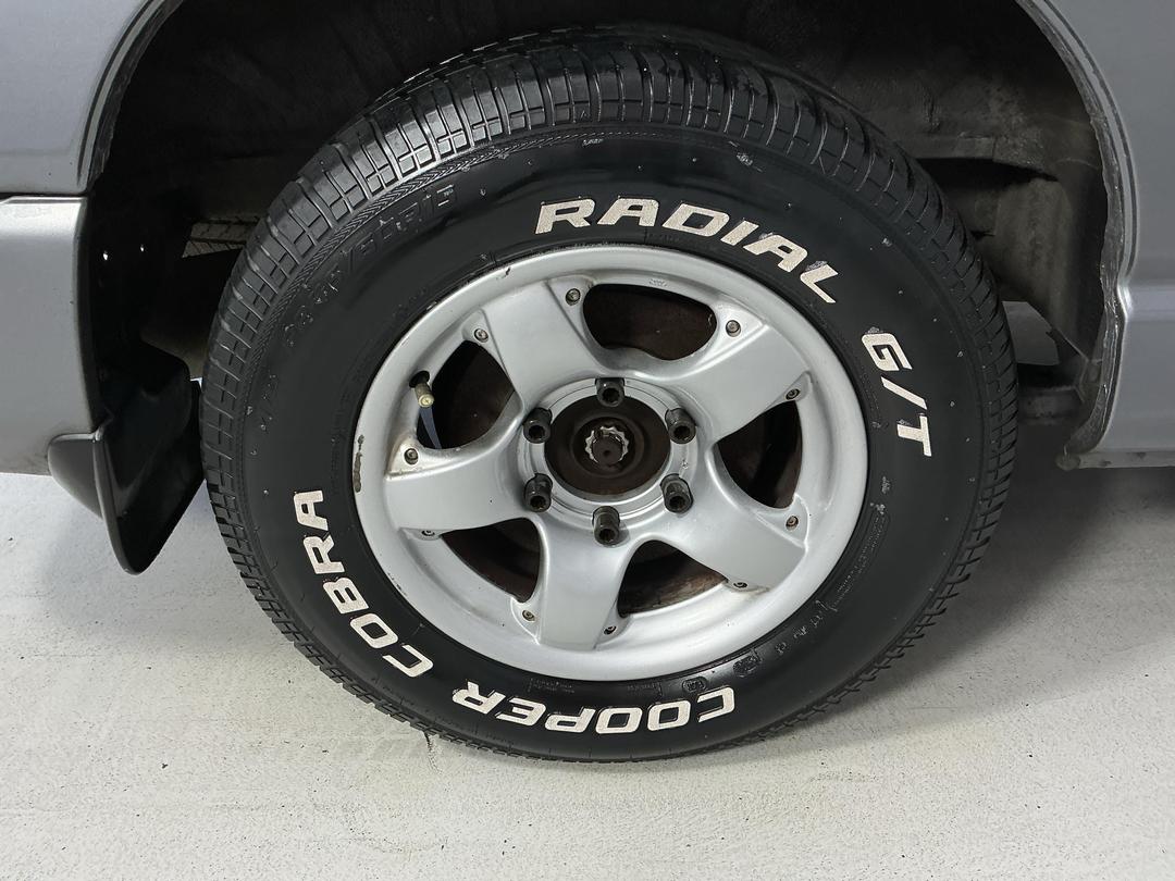 Photo '12' of Toyota Granvia