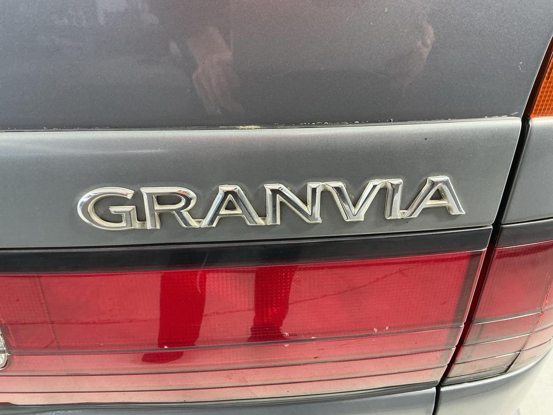 Photo '26' of Toyota Granvia