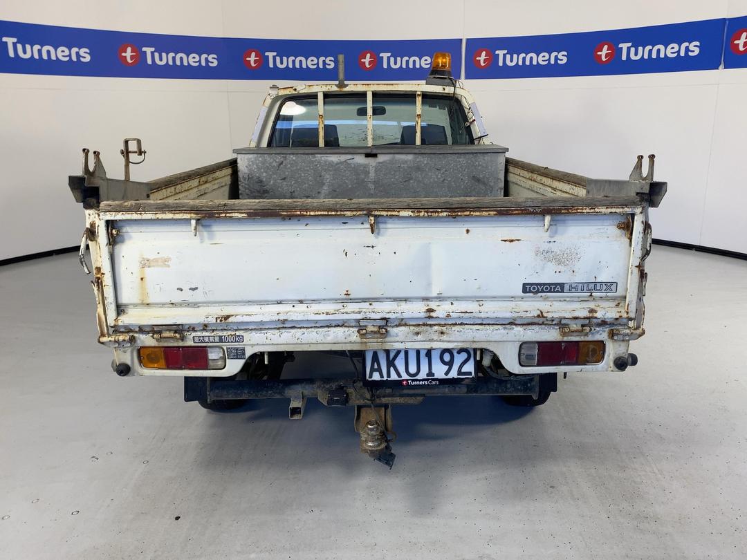 Photo '6' of Toyota Hilux