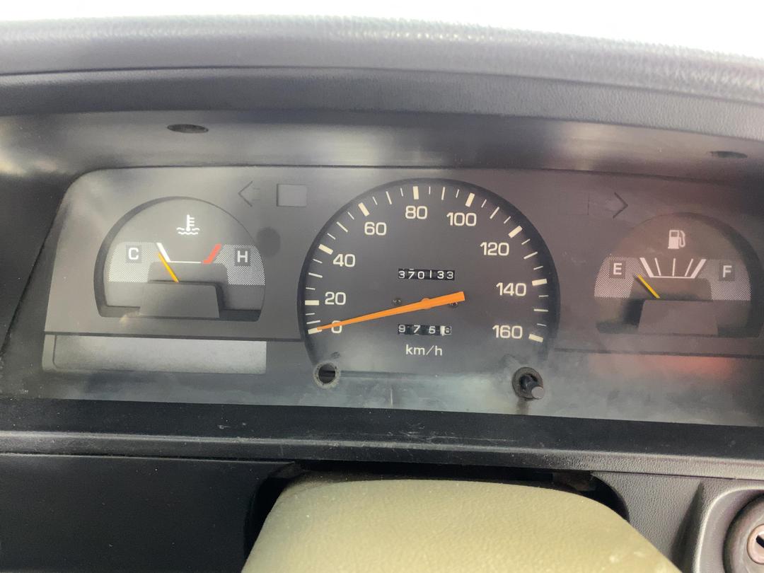 Photo '21' of Toyota Hilux