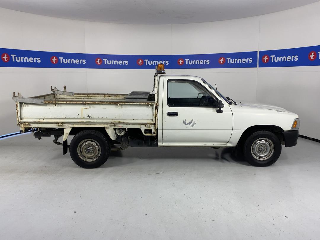 Photo '23' of Toyota Hilux