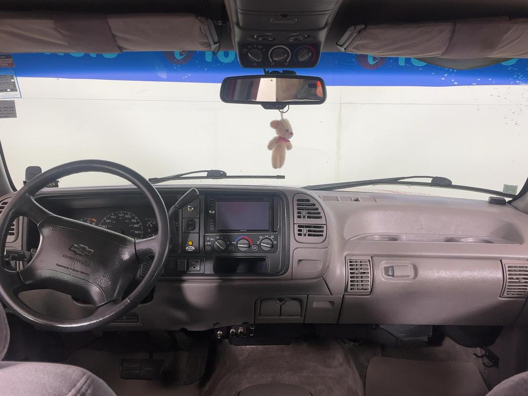 Photo '17' of Chevrolet Suburban
