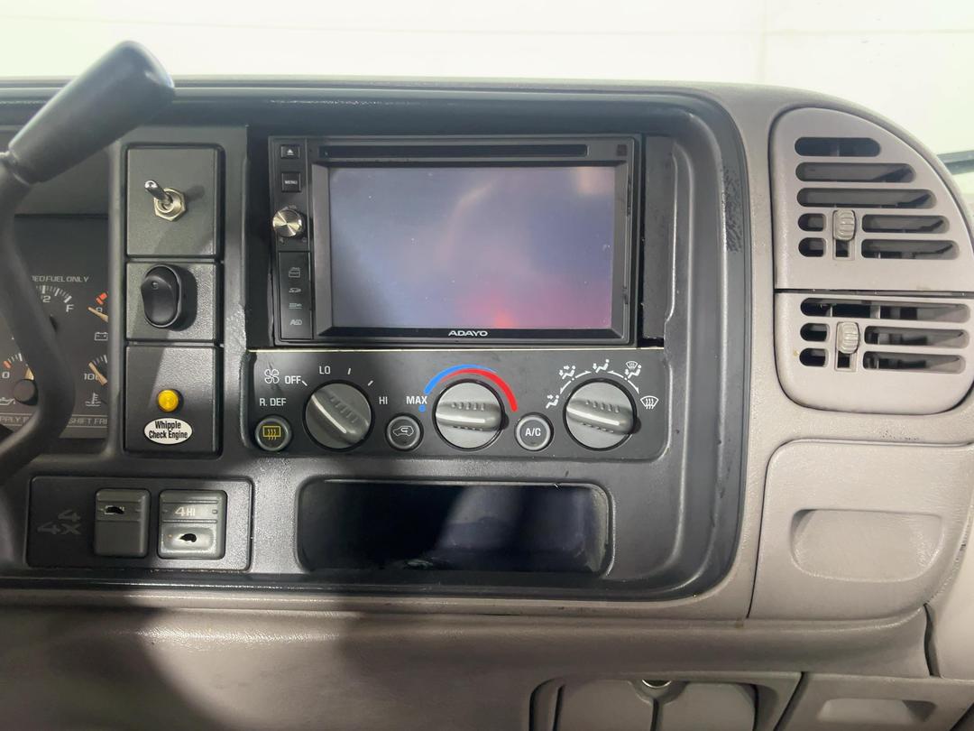Photo '18' of Chevrolet Suburban