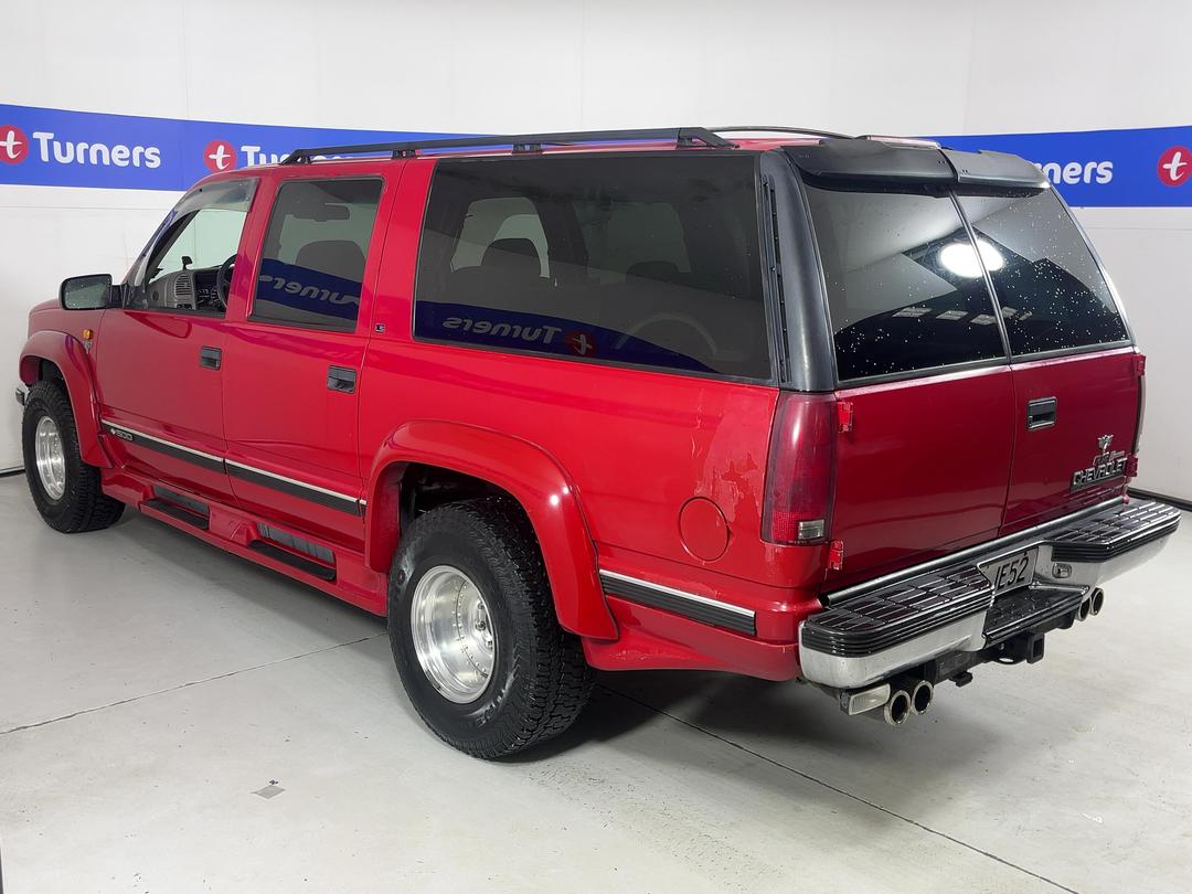 Photo '5' of Chevrolet Suburban