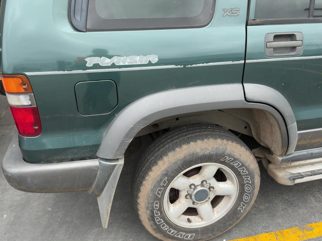 Photo '17' of Isuzu Bighorn Plaisir 3.1D Photo '17' of Isuzu Bighorn Plaisir 3.1D