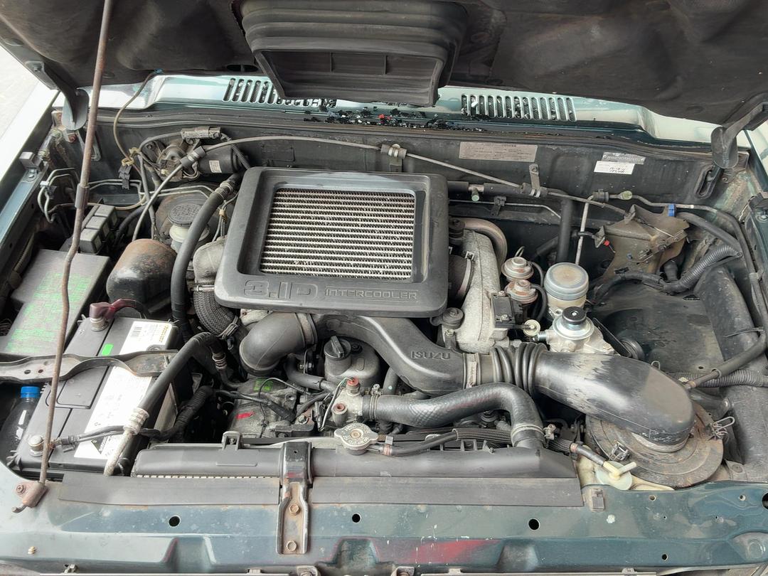 Photo '27' of Isuzu Bighorn Plaisir 3.1D Photo '27' of Isuzu Bighorn Plaisir 3.1D
