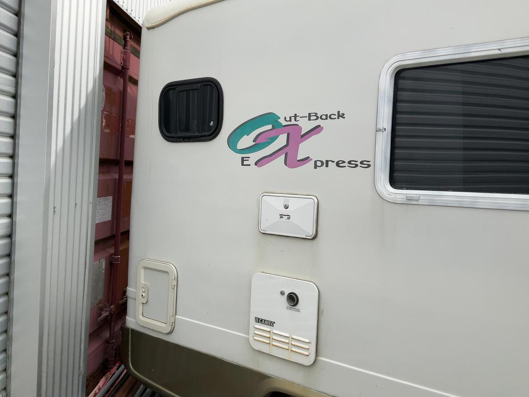 Photo '6' of Isuzu ELF Motorhome