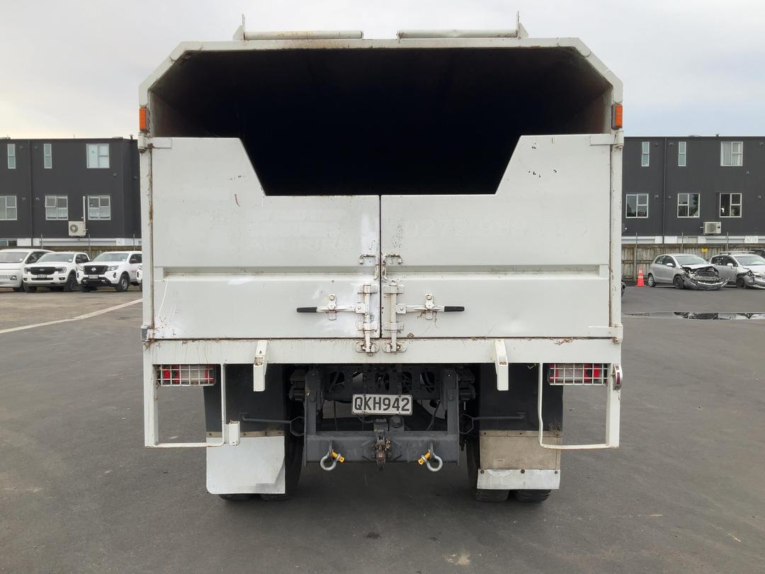 Photo '5' of Isuzu FORWARD Tipper