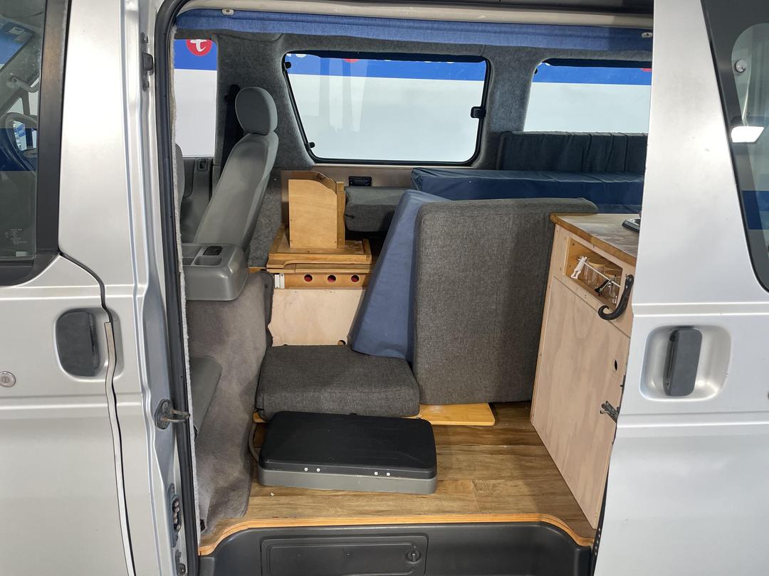 Photo '19' of Mazda Bongo