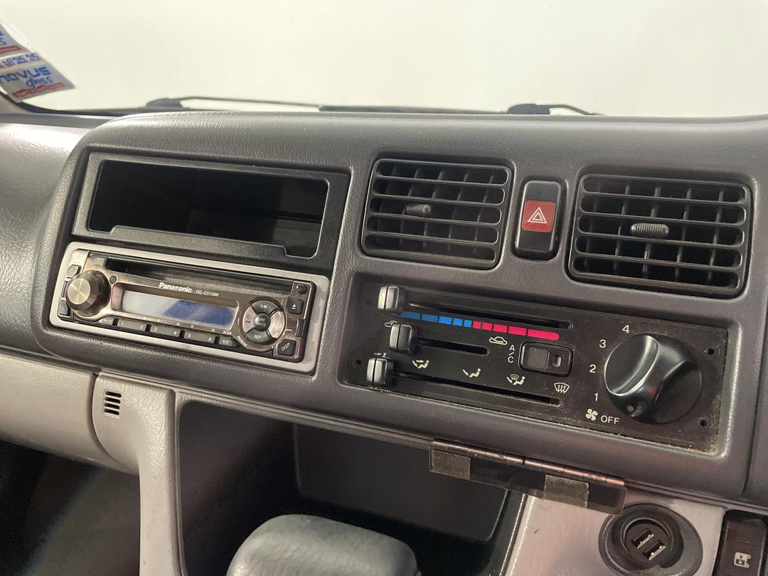 Photo '26' of Mazda Bongo