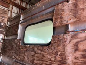 Photo '17' of Mitsubishi Canter 2.0T FE112C Curtain/Solid