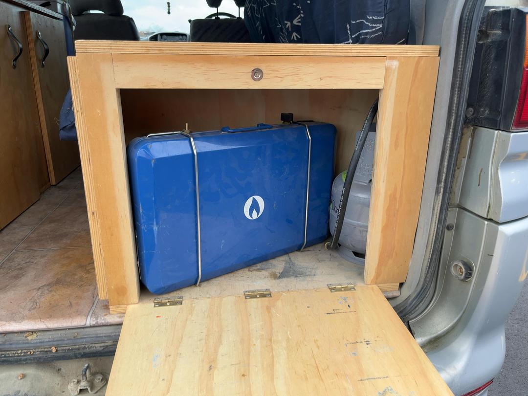 Photo '20' of Mitsubishi Delica Spacegear