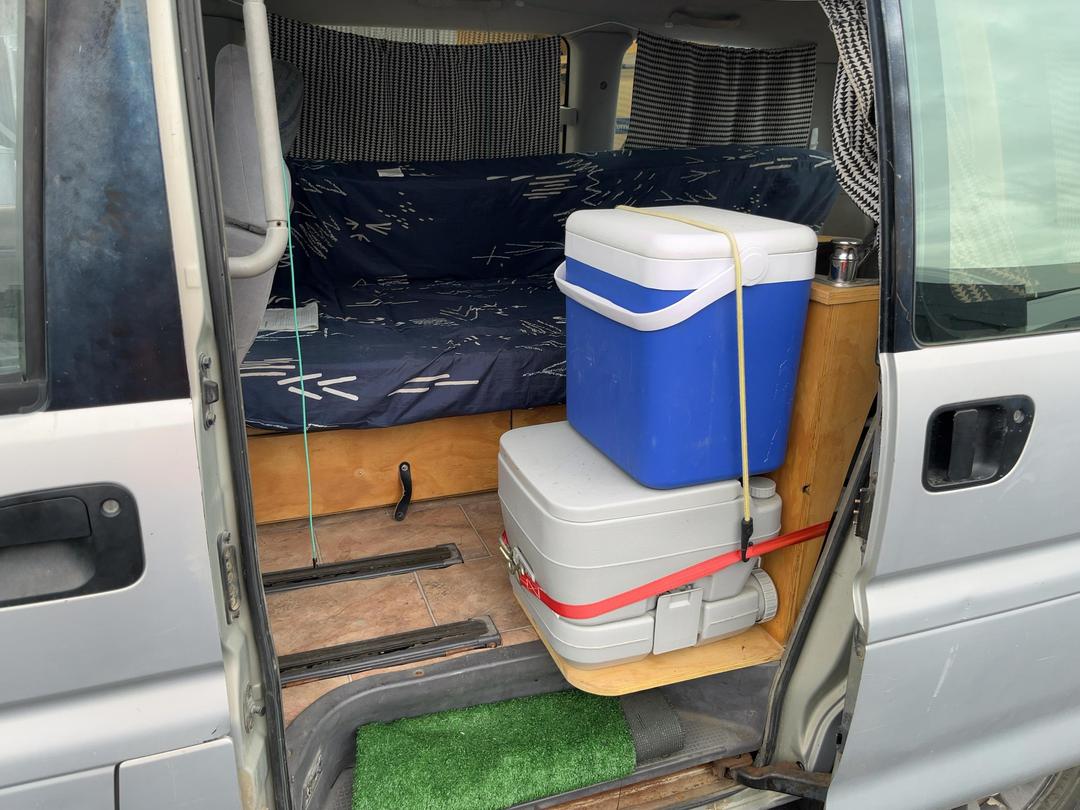 Photo '19' of Mitsubishi Delica Spacegear