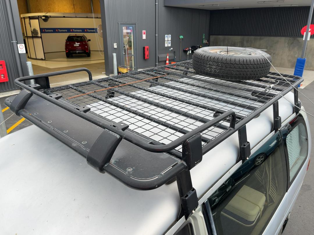 Photo '21' of Mitsubishi Delica Spacegear