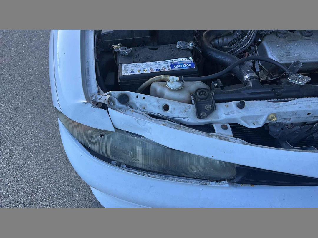 Photo '5' of Mitsubishi Galant