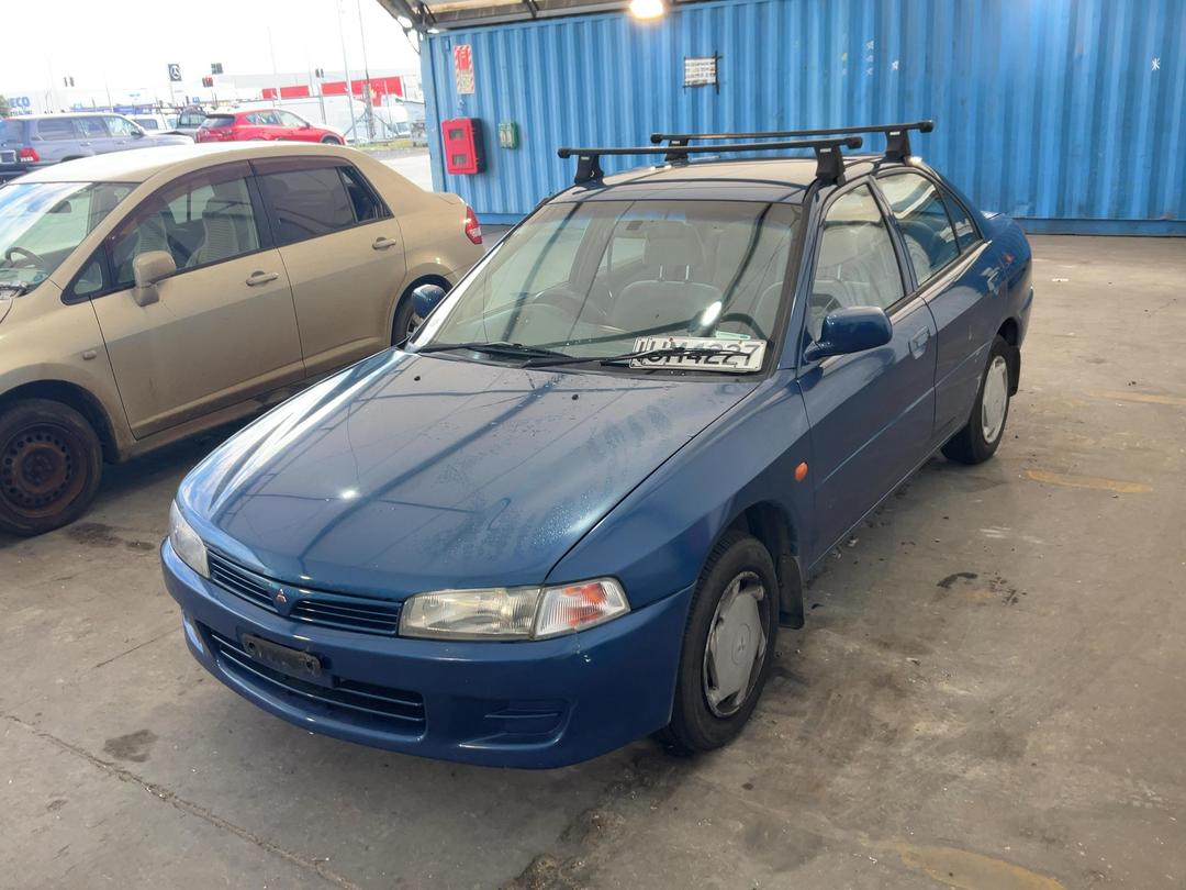 Photo '6' of Mitsubishi Lancer Glxi Photo '6' of Mitsubishi Lancer Glxi