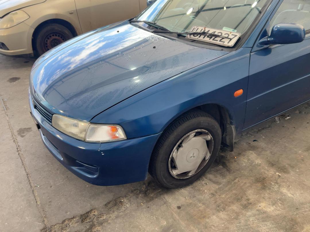 Photo '7' of Mitsubishi Lancer Glxi Photo '7' of Mitsubishi Lancer Glxi