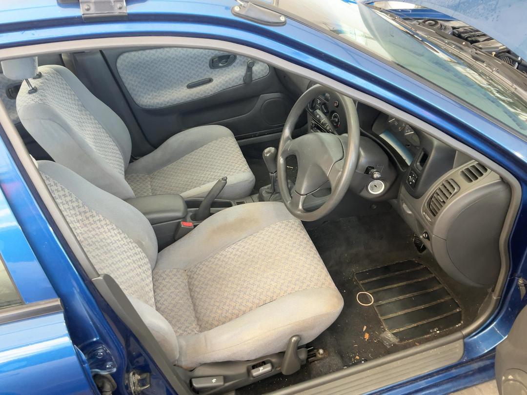 Photo '23' of Mitsubishi Lancer Glxi Photo '23' of Mitsubishi Lancer Glxi