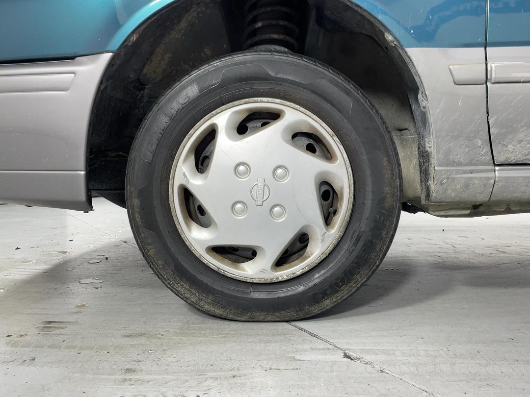 Photo '10' of Nissan Avenir