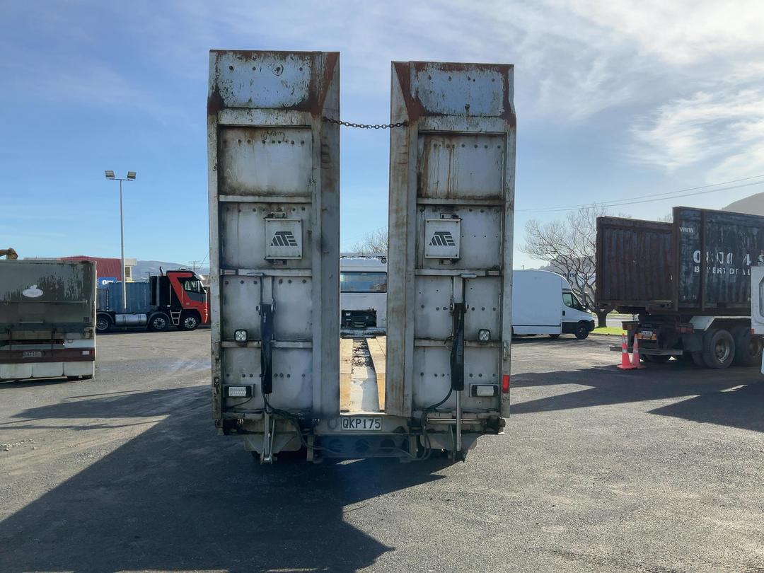 Photo '6' of Nissan Diesel CG45 Transporter