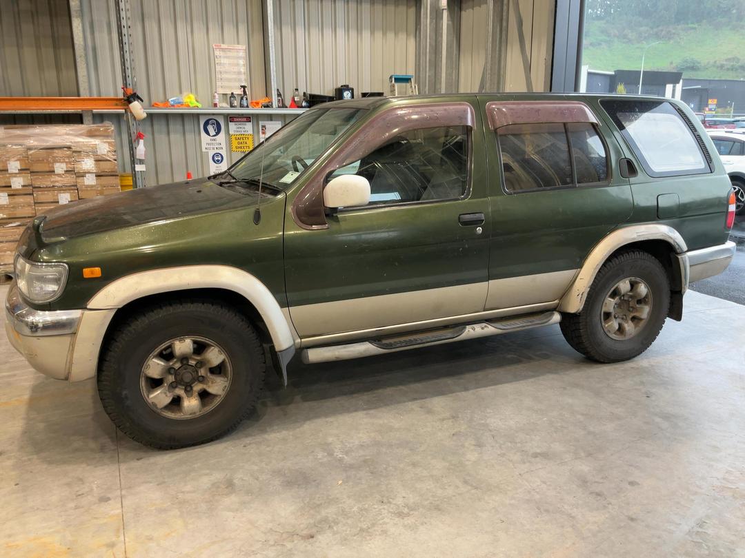 Photo '4' of Nissan Terrano R3M-R