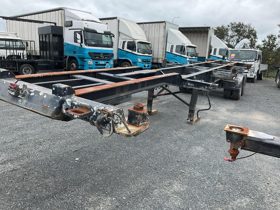 Photo '8' of STEELBRO SBSK33 SBS676 Skeletal Semi