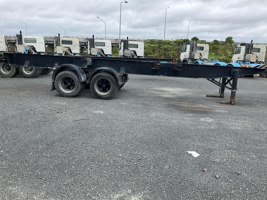 Photo '3' of STEELBRO SBSK33 SBS676 Skeletal Semi