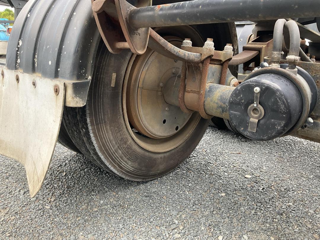 Photo '21' of STEELBRO SBSK33 SBS676 Skeletal Semi