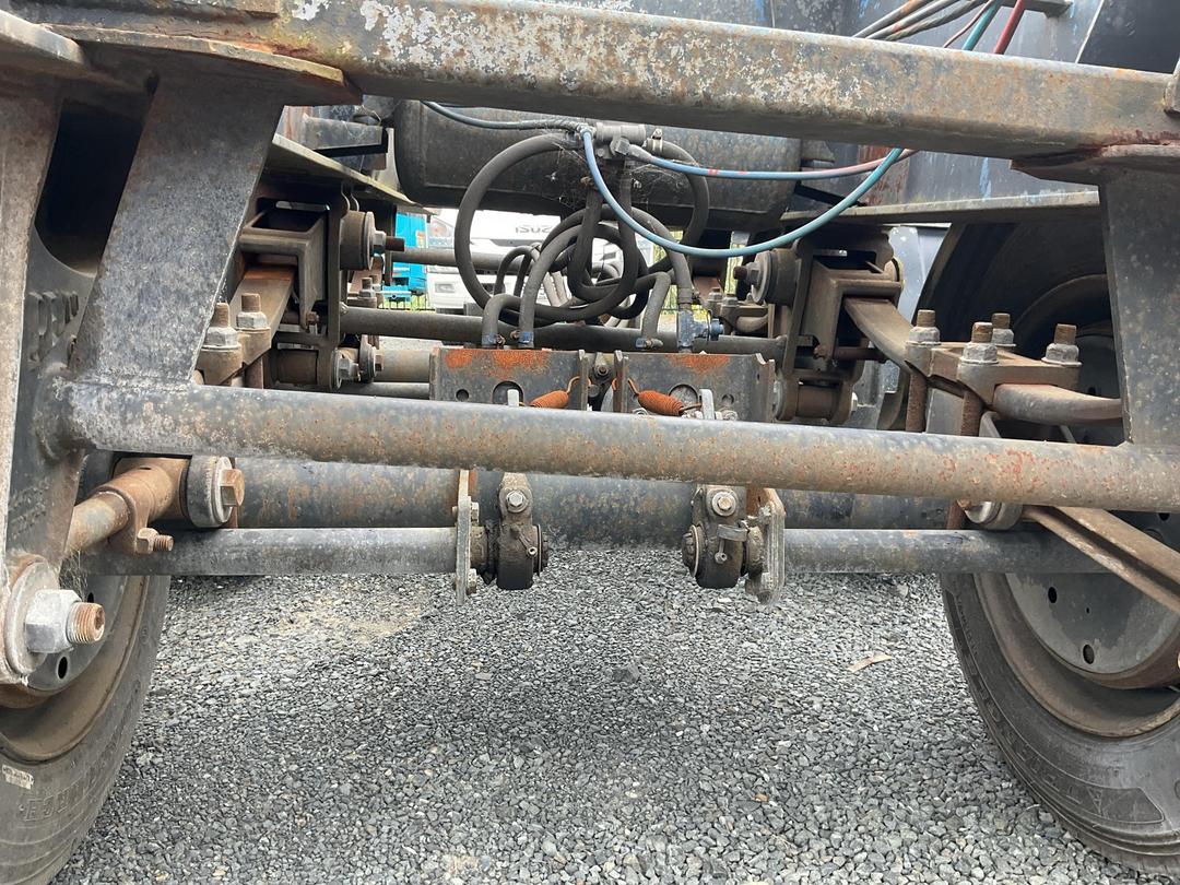 Photo '23' of STEELBRO SBSK33 SBS676 Skeletal Semi