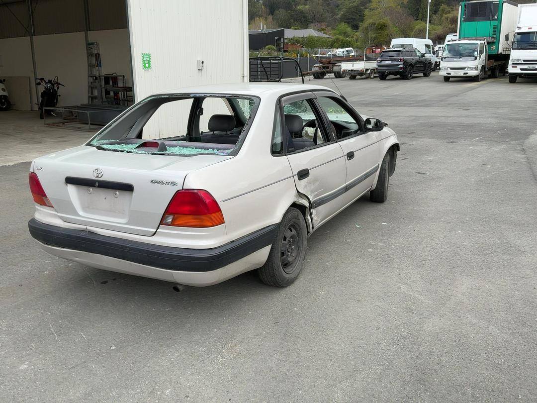 Photo '5' of Toyota Corolla Sprinter LX Photo '5' of Toyota Corolla Sprinter LX