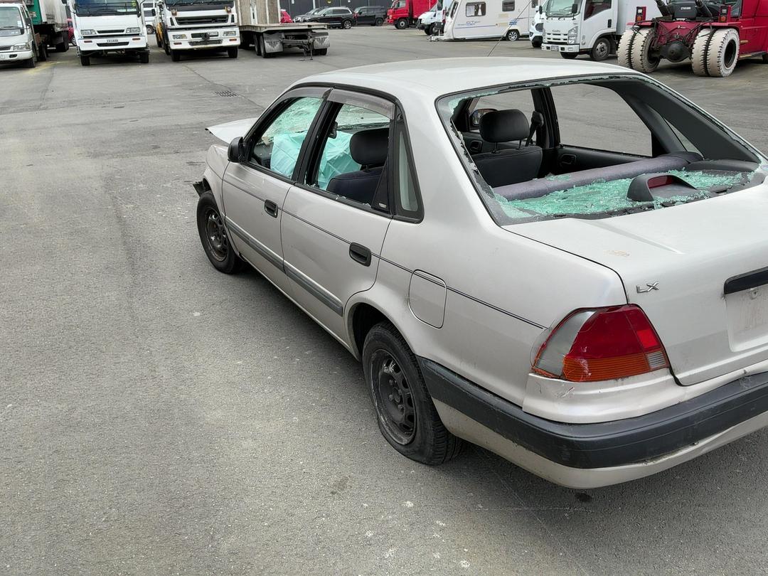 Photo '7' of Toyota Corolla Sprinter LX Photo '7' of Toyota Corolla Sprinter LX