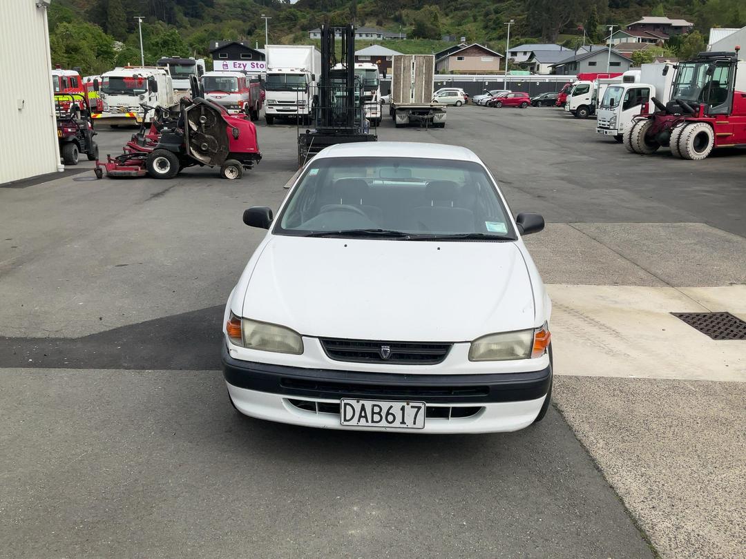 Photo '8' of Toyota Corolla LX Photo '8' of Toyota Corolla LX