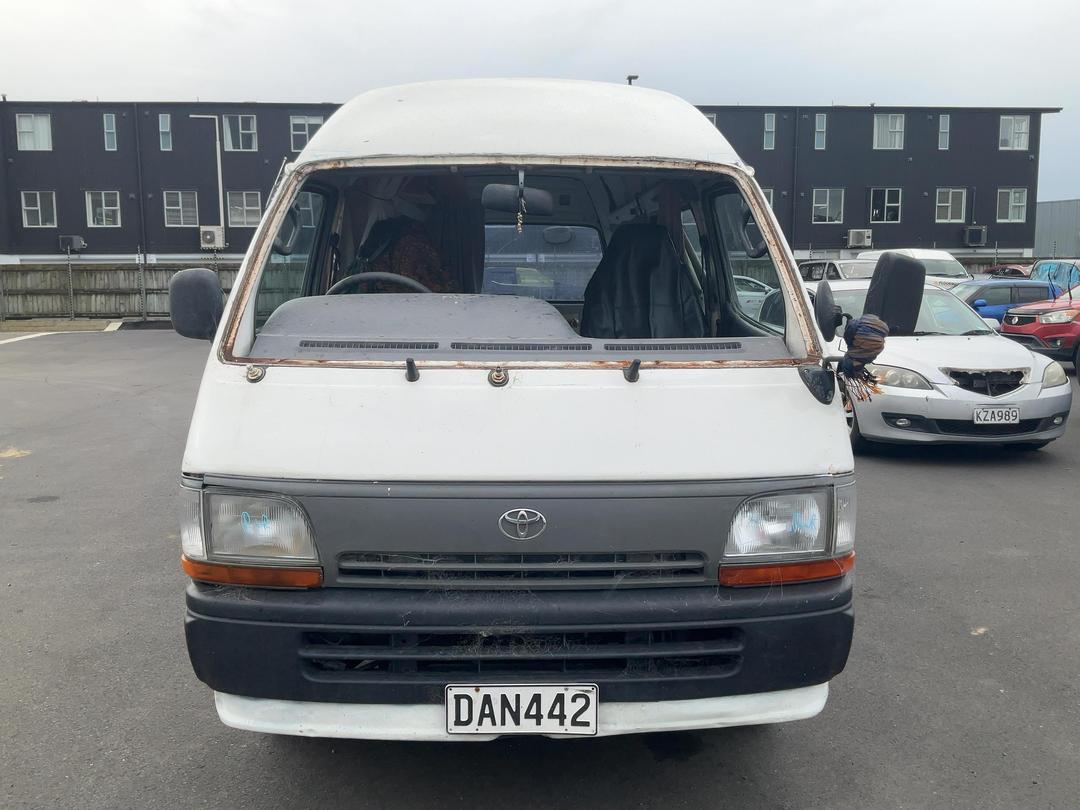 Photo '3' of Toyota Hiace